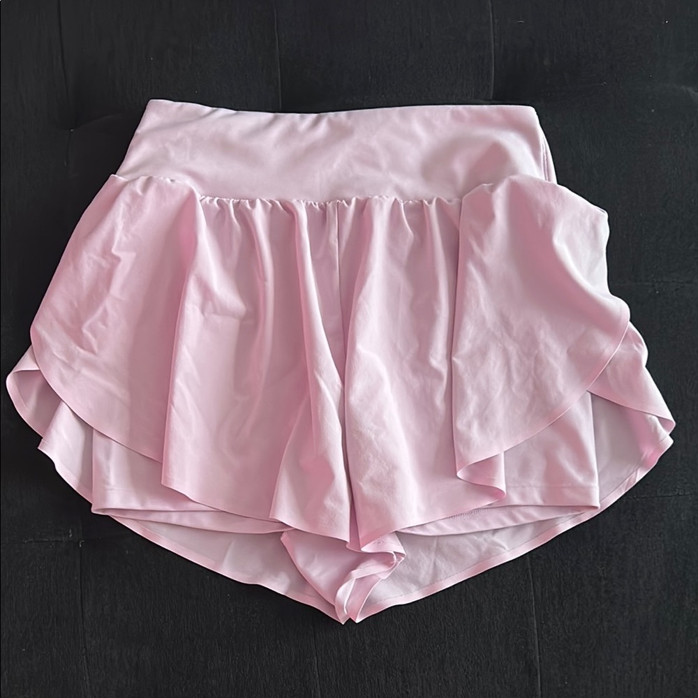🌼 All in Motion Flutter Shorts 3 inches - Picture 2 of 5